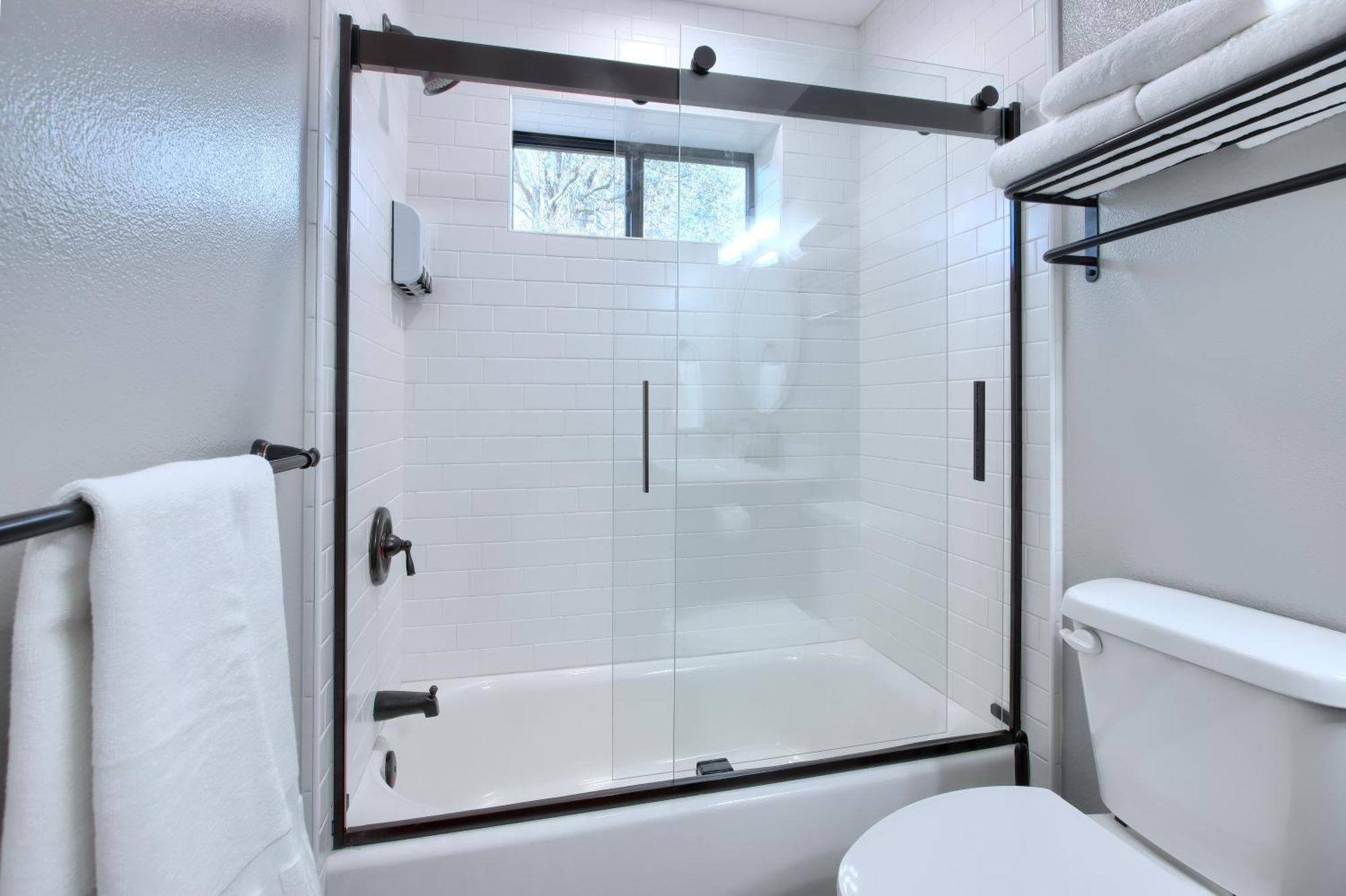 New! Yosemite Mountain Villa, Stunning Views -More Oakhurst Eksteriør bilde