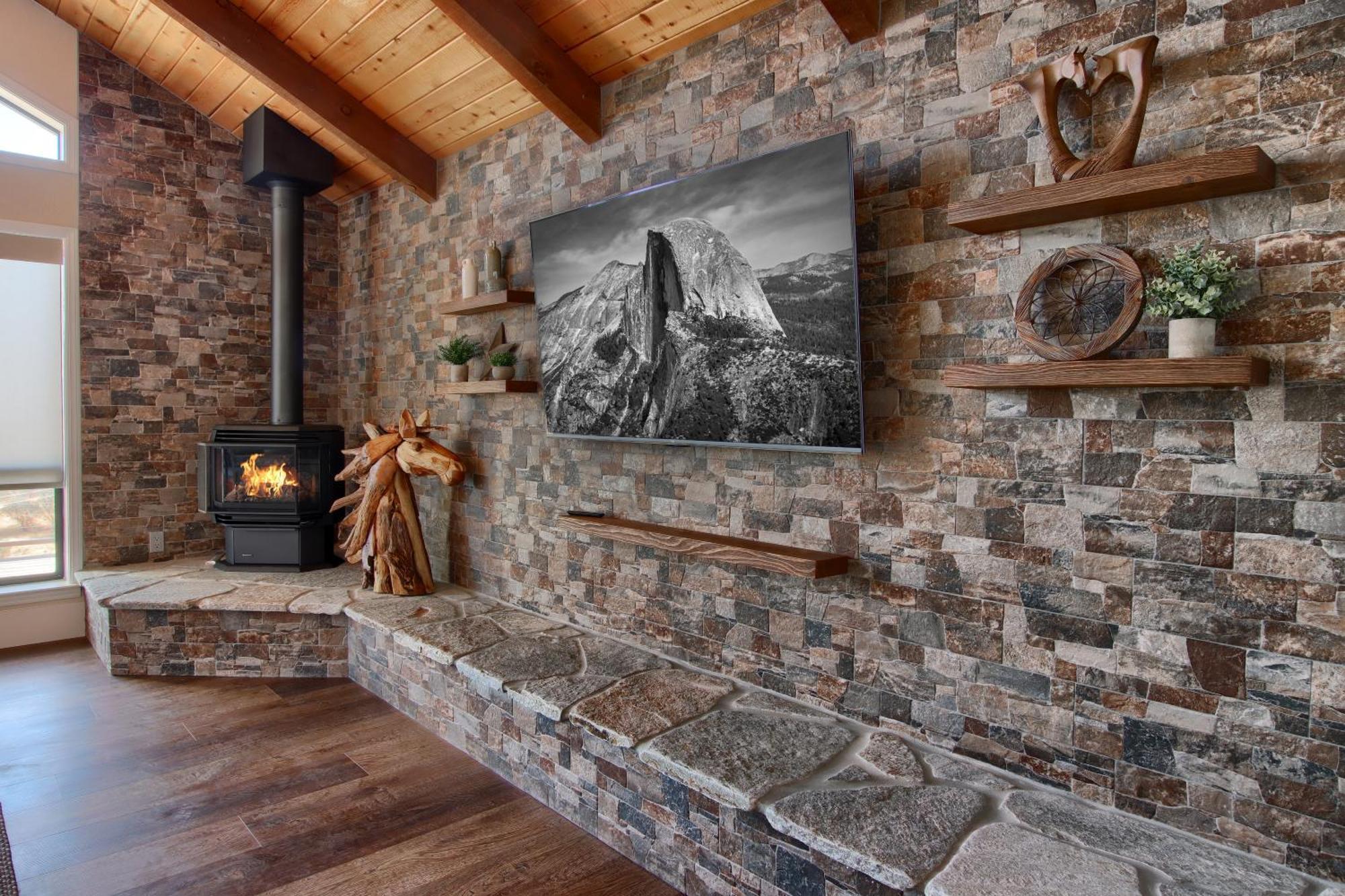 New! Yosemite Mountain Villa, Stunning Views -More Oakhurst Eksteriør bilde